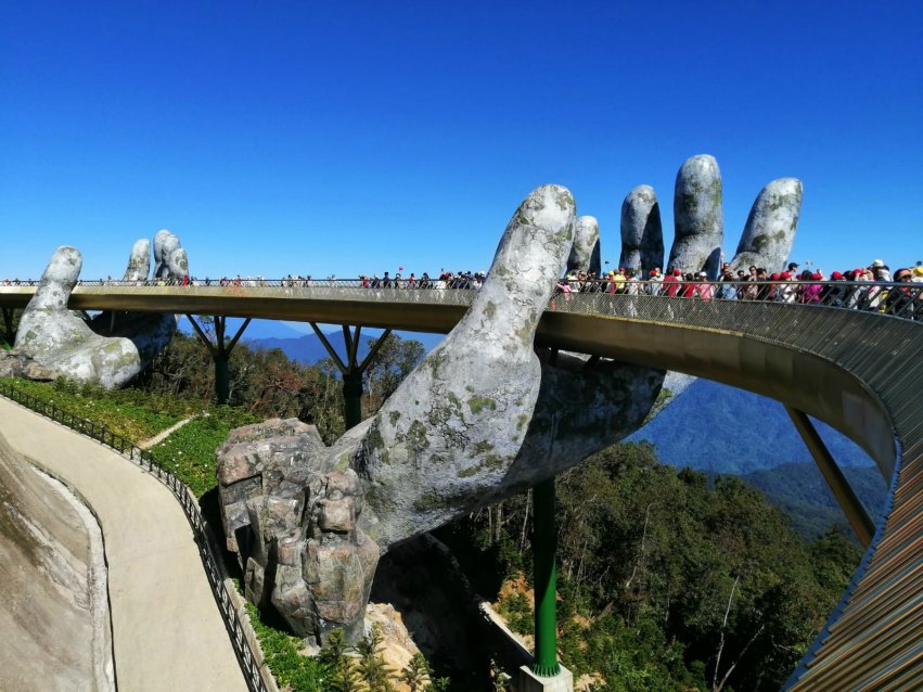 <h2>Thailand, Cambodia & Vietnam Escorted 2019</h2>14 Nights from Thailand to Cambodia & Vietnam | 8 Rounds | February 5 - 19